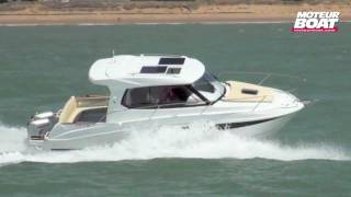 BENETEAU ANTARES 880  Essai moteurboatcom [upl. by Esoryram]