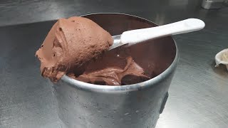 Gelato al Cioccolato Ricetta Professionale [upl. by Notrom]