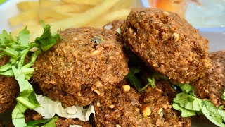 Arabic falafel 1 minute recipe by foodward corner shorts [upl. by Neeloc225]