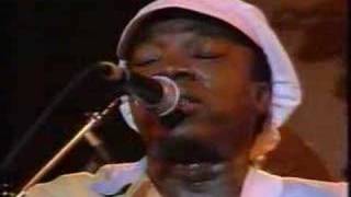 MILTON NASCIMENTO  NOS BAILES DA VIDA [upl. by Ttereve707]