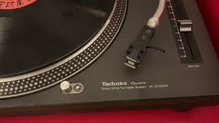 Technics SL1210MK2 [upl. by Runstadler]