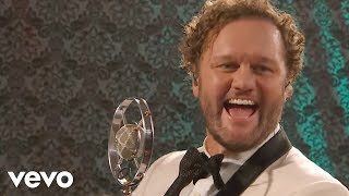 David Phelps  Feliz Navidad Live [upl. by Gerbold]