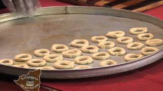 Rosquillas y Viejitas  María Esther López [upl. by Elreath384]