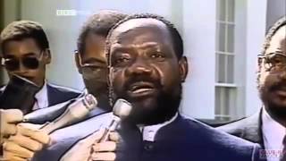 Americanos fizeram de Savimbi um terrorista revelaram agentes da CIA [upl. by Ordisy368]