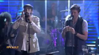 Enrique Iglesias Ft Juan Luis Guerra Cuando Me Enamoro Live On Lopez Tonight [upl. by Aicirtap]