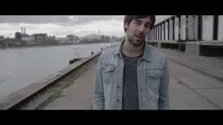 Max Giesinger  Irgendwas mit L Offizielles Video [upl. by Akirat]