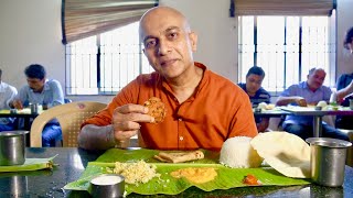 Exploring Authentic TamilBrahmin Vegetarian Banana Leaf Meal At Iyer Mess In BengaluruMalleshwaram [upl. by Annot]