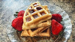 5 minutes EASY EGGLESS WAFFLES [upl. by Drarig824]