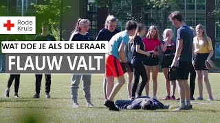 Leraar valt bewusteloos neer Hoe reageren de leerlingen  Als Het Kan Help Dan  Rode Kruis [upl. by Shyamal]