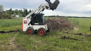 Bobcat 863G Running Hot [upl. by Stockwell505]