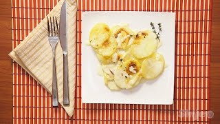 Tave me Patate dhe Krem qumeshti ne furre  Milk and potatoes casserole [upl. by Ebeohp795]