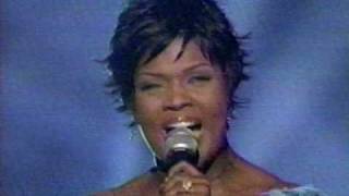 CECE WINANS LIVE  NO ONE [upl. by Airtina]