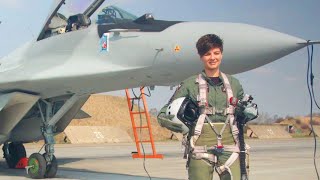 Incredible Female Pilot Flying Fighter Jet [upl. by Esinyl]