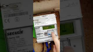 How to read electric metre reading E meter [upl. by Hoag714]