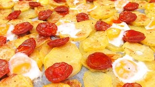 Patatas al Horno con Huevo y Chorizo  Súper Rápidas [upl. by Atiuqehc]