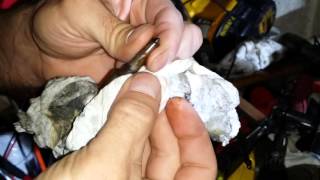 How to clean diesel injector and clogged holes [upl. by Thurlow]