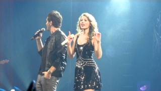 Taylor Swift and Andy Grammer sing quotKeep Your Head Upquot [upl. by Romulus363]