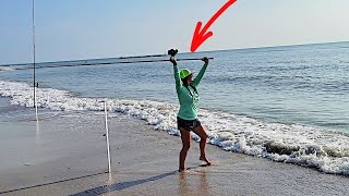 How To Cast A Surf Fishing Rod For Distance amp Accuracy [upl. by Torry]