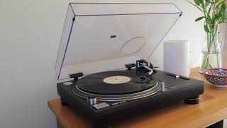 Technics SL1210 MK2 turntable demo [upl. by Akehsal]