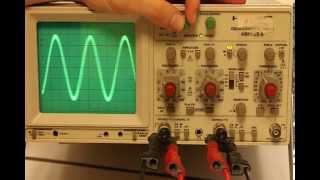 Utilisation oscilloscope analogique [upl. by Melar]