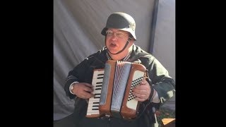 WW2 Accordion  German Music Das Kufsteinlied [upl. by Stickney]