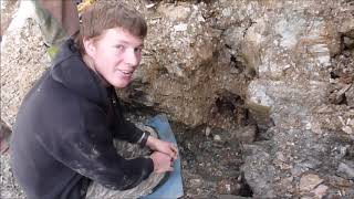 Grosse Kluft mit Bergkristallen big cleft with rockcrystals Graubünden Schweiz 2018 [upl. by Noram]