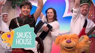 🎶quotWhat Time Is Itquot SingaLong Songs for Kids 🎶 Snugs House  Universal Kids [upl. by Aniala]