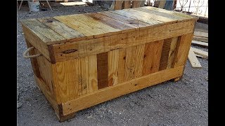 baul realizado con pallets palets tarimas HD 720p [upl. by Ehcrop17]