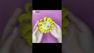 Como hacer flores de papel  flores de papel rápido y fácil 🌺 How to make paper flowers Shorts [upl. by Adnam368]